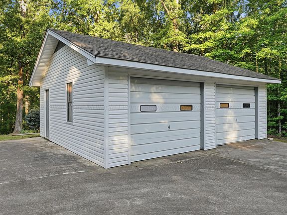 5th image of 114 Hickory Grove Rd