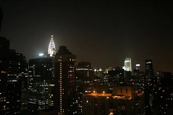 Rented by R New York | media 9