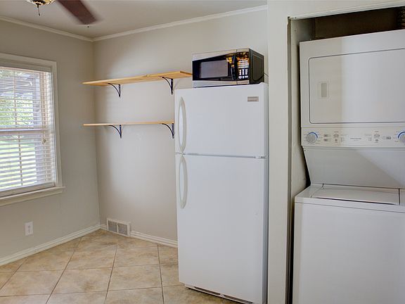 5th image of 4221 E 25th Pl