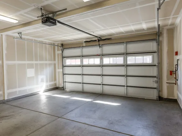 Hansen Place, 101-129 Hansen Way #108, Petaluma, CA 94954