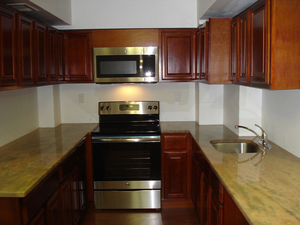 1st image of 269 Forest Ave #2