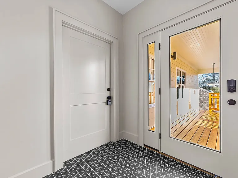 1301 South Alston Ave — Photo 26