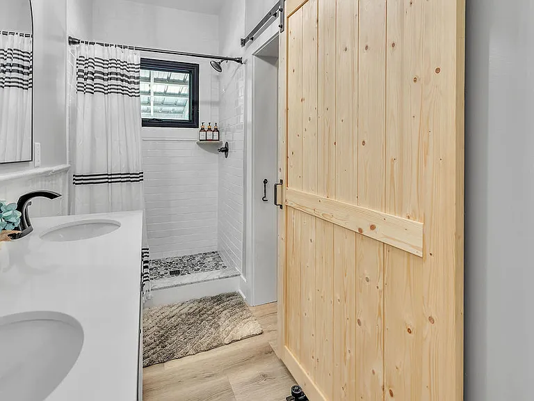 139 S 8th St #137 — Photo 10