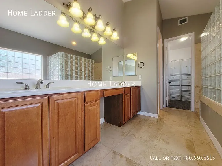 9030 S 10th Dr — Photo 24