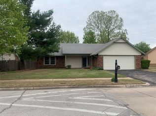 3105 S Lions Ave W, Broken Arrow, OK 74012