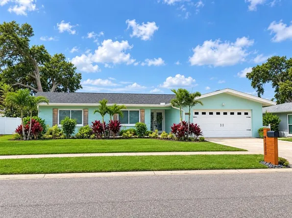 14380 PASSAGE WAY, SEMINOLE, FL 33776