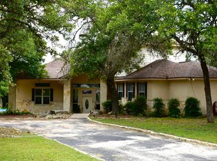 101 Hillside Dr, Spring Branch, TX 78070