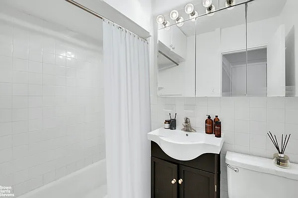 Rented by Brown Harris Stevens | media 18