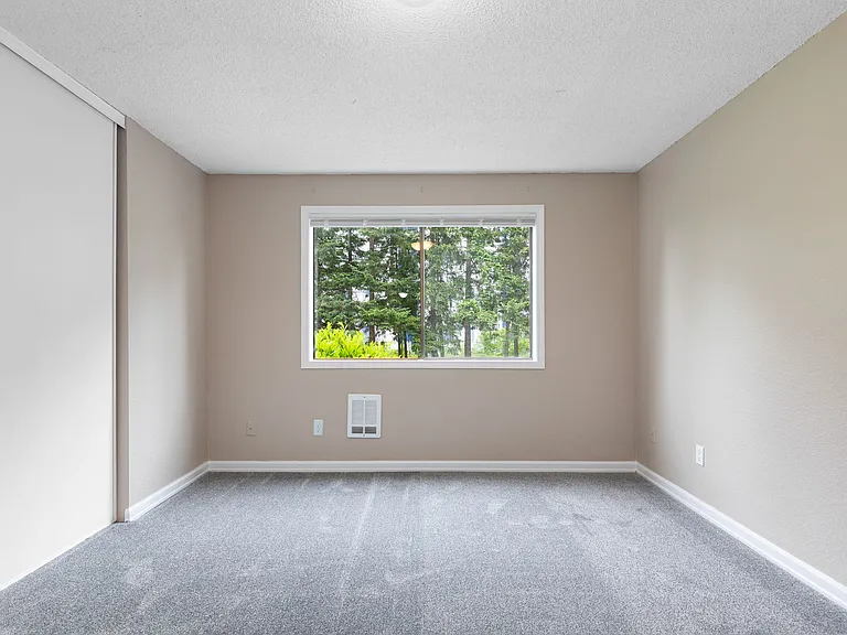 750 N 143rd St #111 — Photo 17