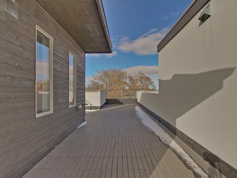1036 W 37th Ave — Photo 20