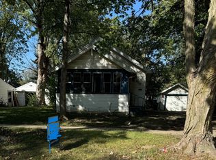 410 W Beardsley Ave, Champaign, IL