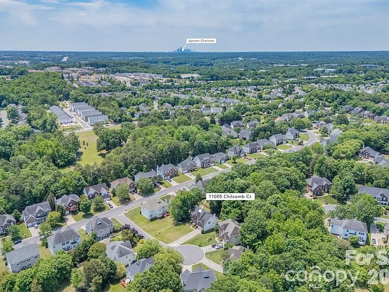 11005 Chilcomb Ct — Photo 30