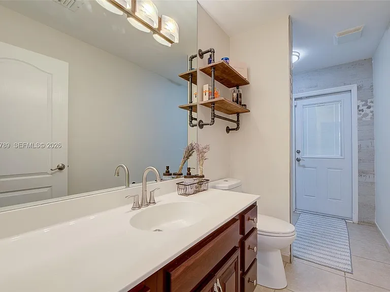 1300 NW 122nd Ave — Photo 25