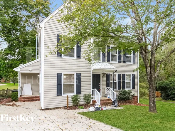 5507 Copper Hill Ct, Greensboro, NC 27407