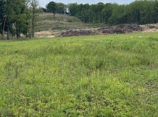 1040 Cider Press Rd, Chambersburg, PA 17202