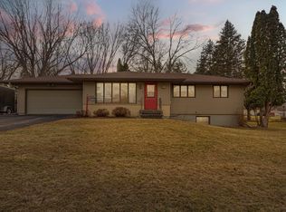 1456 Aldrich Ct, Faribault, MN 55021