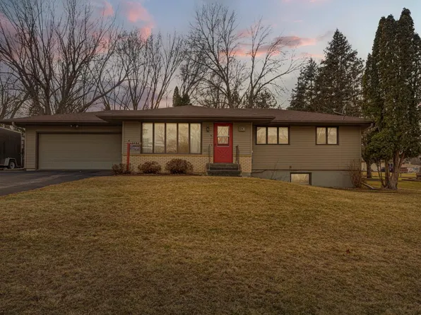 1456 Aldrich Ct, Faribault, MN 55021