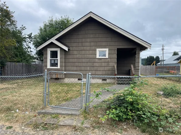 1238 S Tower Avenue, Centralia, WA 98531