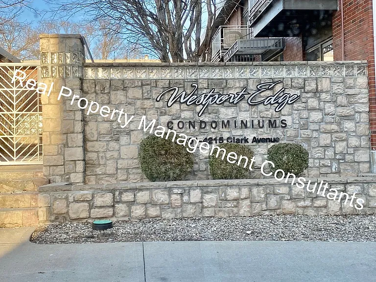4209 Clark Ave #2 — Photo 14