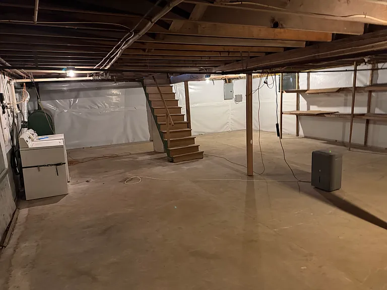 2516 N Dupont Pkwy — Photo 25