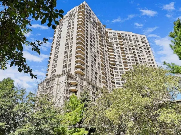 3888 Duke Of York Blvd, Mississauga, ON
