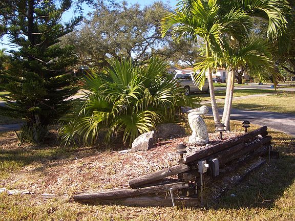2nd image of 141 Glendale Dr