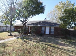 1646 Sunswept Ter, Lewisville, TX 75077