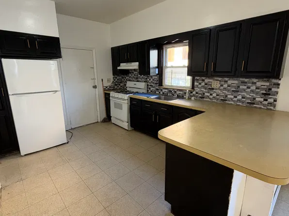 (undisclosed Address), Yonkers, NY 10703