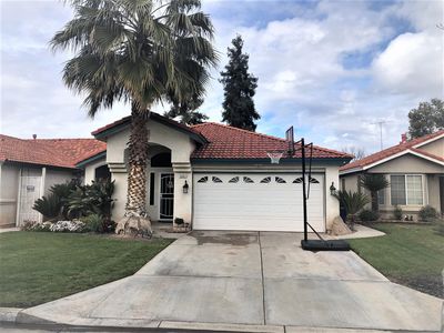5682 W Sample Avenue, Fresno, CA, 93722