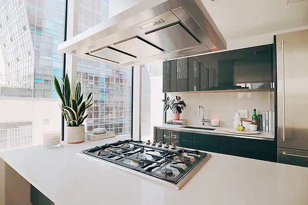 Rented by Tungsten Properties | media 10