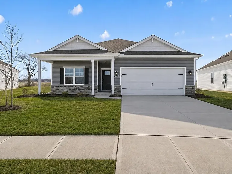 511 Darliene Dr — Photo 1