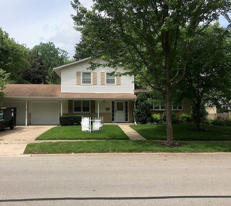 1st image of 430 N Clark Dr