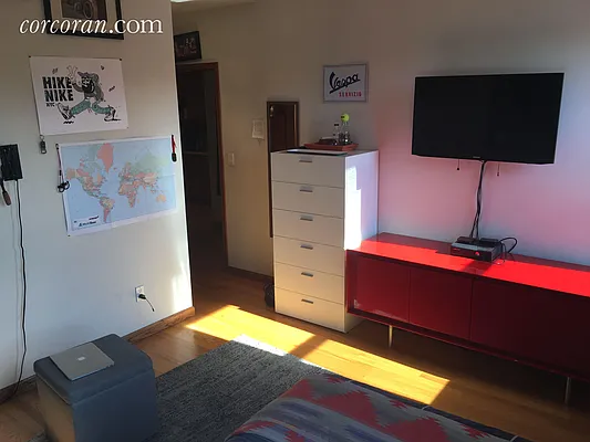 Rented by Corcoran | media 7