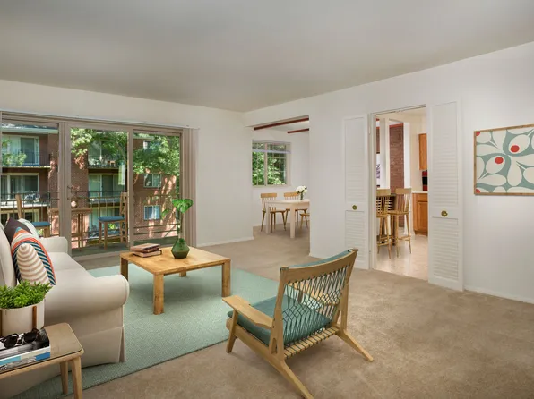 Whitehall Square Apartments