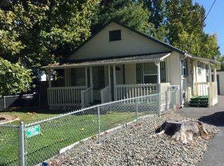 923 SW Oak St, Grants Pass, OR 97526