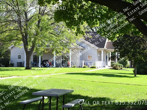 238 Northway Park Rd, Machesney Park, IL 61115