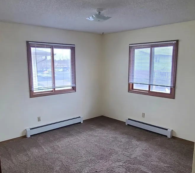 2 bed, 996 sqft, $1,595 — Photo 4