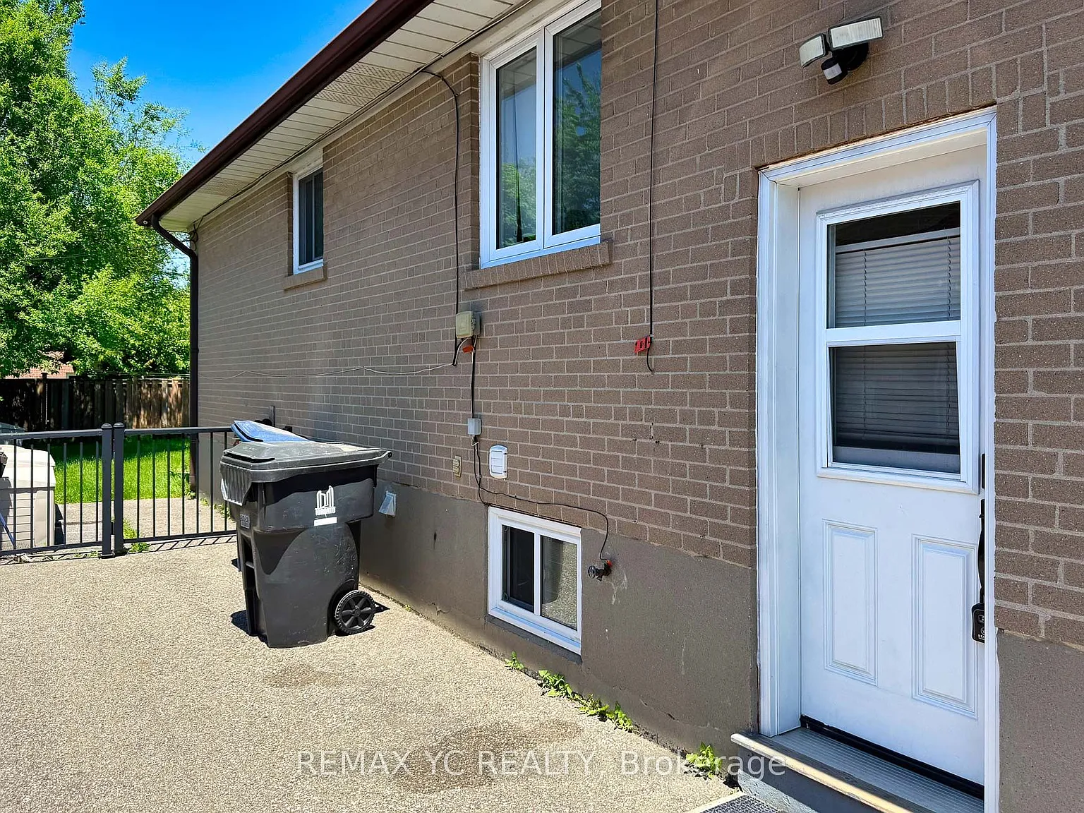 2 bed, $1,750 — Photo 4