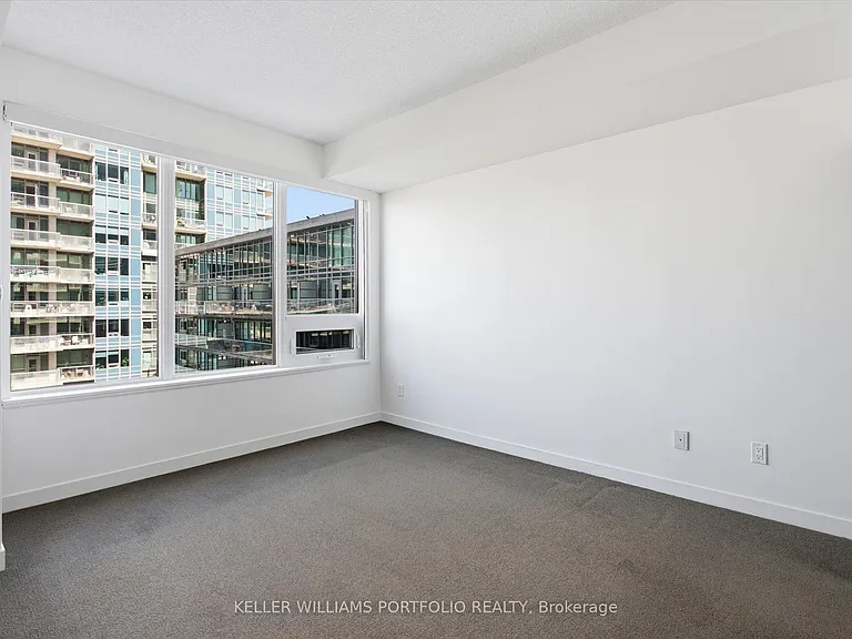 59 E Liberty St #911 — Photo 21