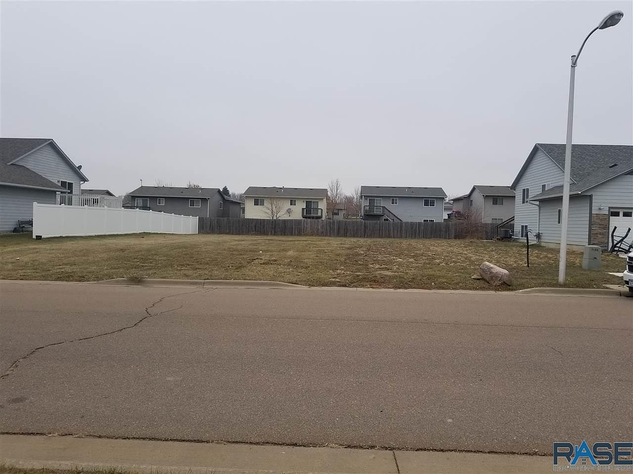 1516 E 69th St N, Sioux Falls, SD 57104 Zillow