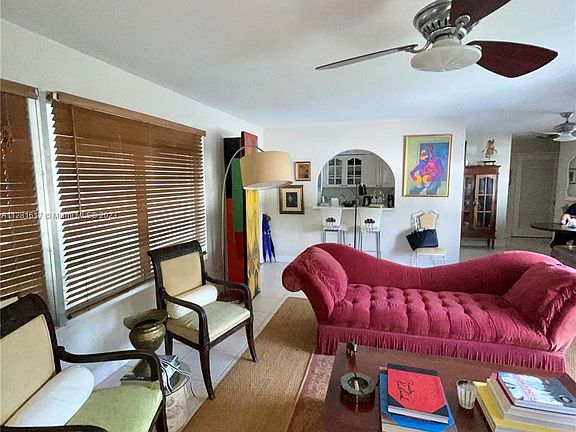 5th image of 10170 Collins Ave APT 6