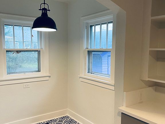 5th image of 1921 C St
