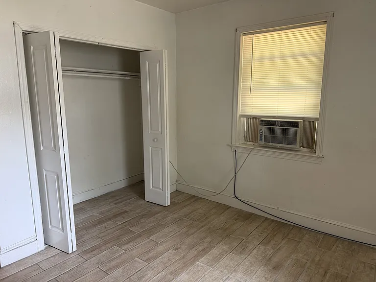 202 Carson Ave #3 — Photo 4