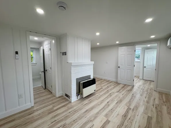 (undisclosed Address), Mashpee, MA 02649