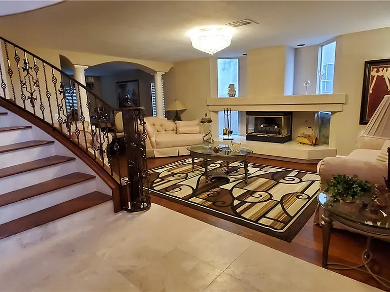 3709 Silver Brook St — Photo 5