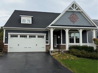 203 Foxtail Cir, Coraopolis, PA 15108