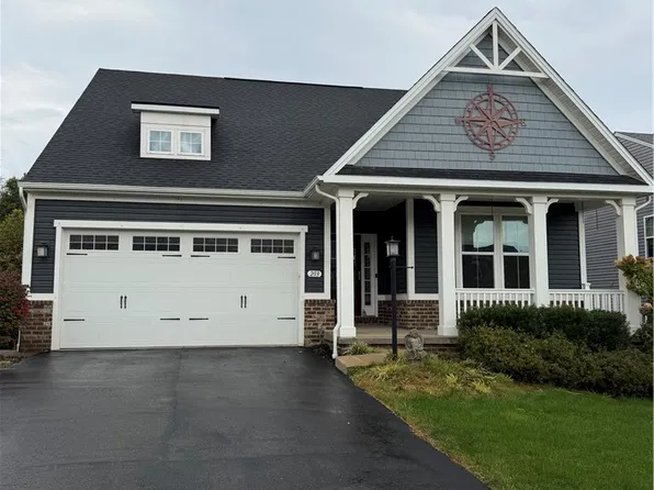 203 Foxtail Cir, Coraopolis, PA 15108