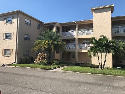 3rd image of 3720 76th St N APT 305