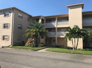 3720 76th St N APT 208, Saint Petersburg, FL 33710