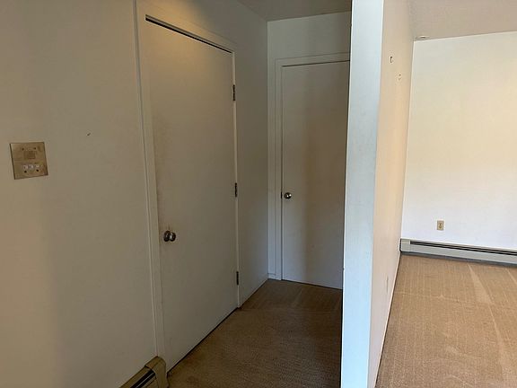 4th image of 1 Pine St #C-32
